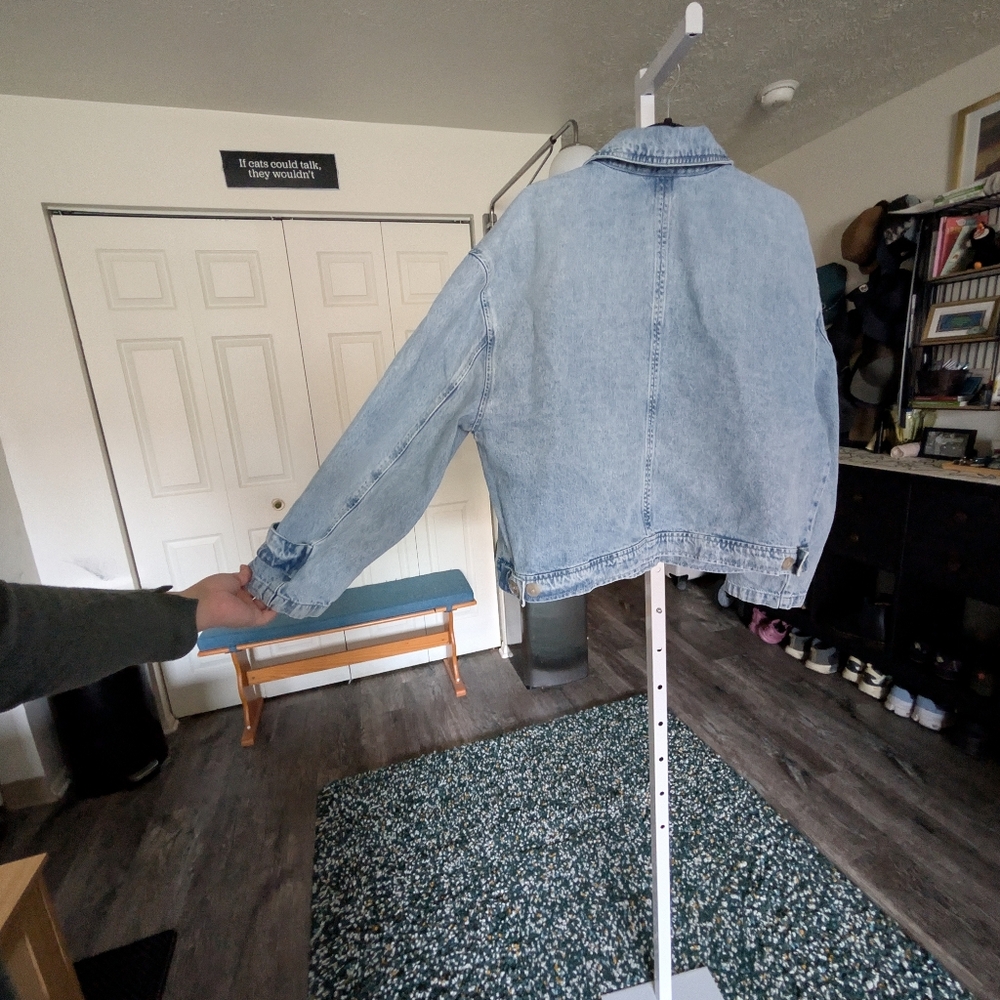 GAP Light Blue Denim Jacket - Picture 3 of 9